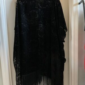 Black Velvet burnout fringed kimono